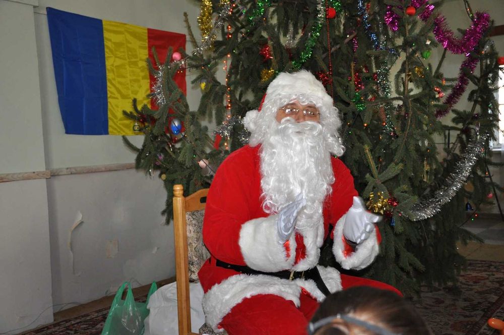 Moș Crăciun de inchiriat