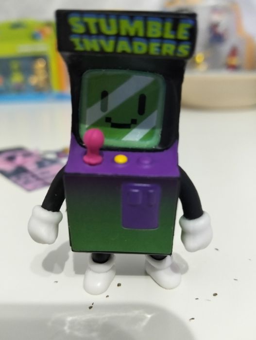 Figurina stumble guys 20 lei