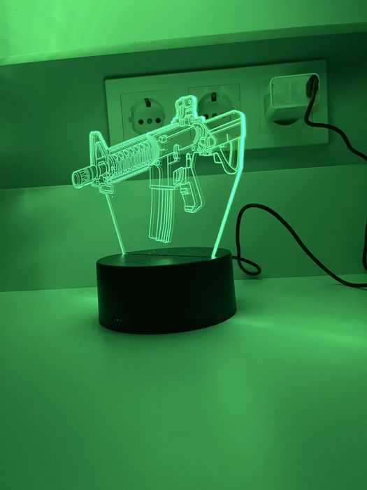 3D LED лампа – M4 Rifle | Геймърска декорация със сменящи се цветове!