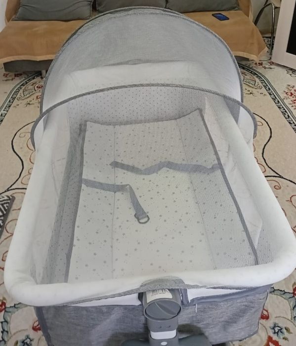 Продам манеж кровать новую