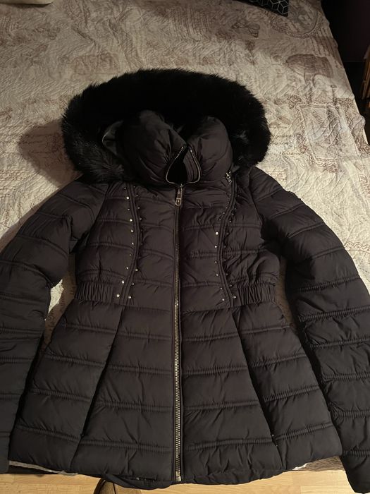 Оригинално яке Guess