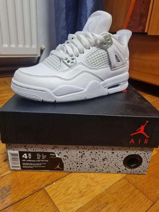 Adidas  Nou Jordan 4