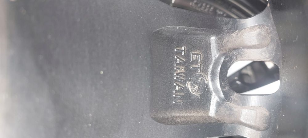 Диски -25 r15 6*139,7