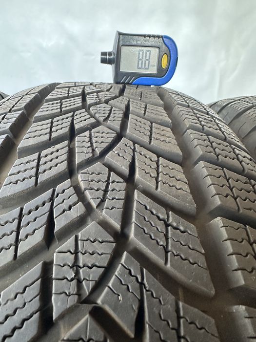 235/65/17 GoodYear dot21