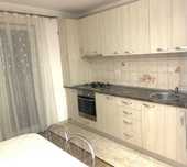 Apartament cu 2 camere ! Str Florilor !