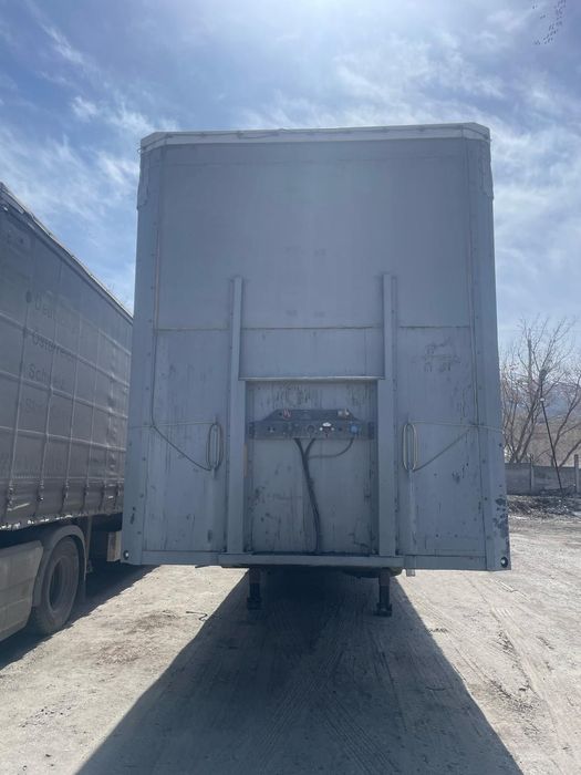 Продам полуприцеп.