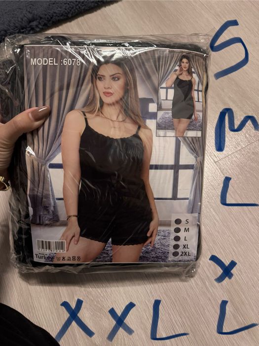 Pijamale dama, pretul difera in functie de model
