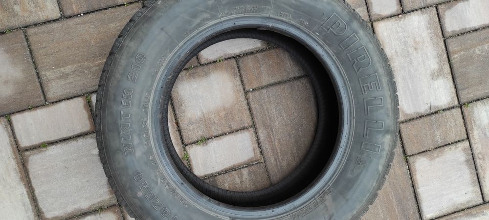 Vand cauciucuri de iarna