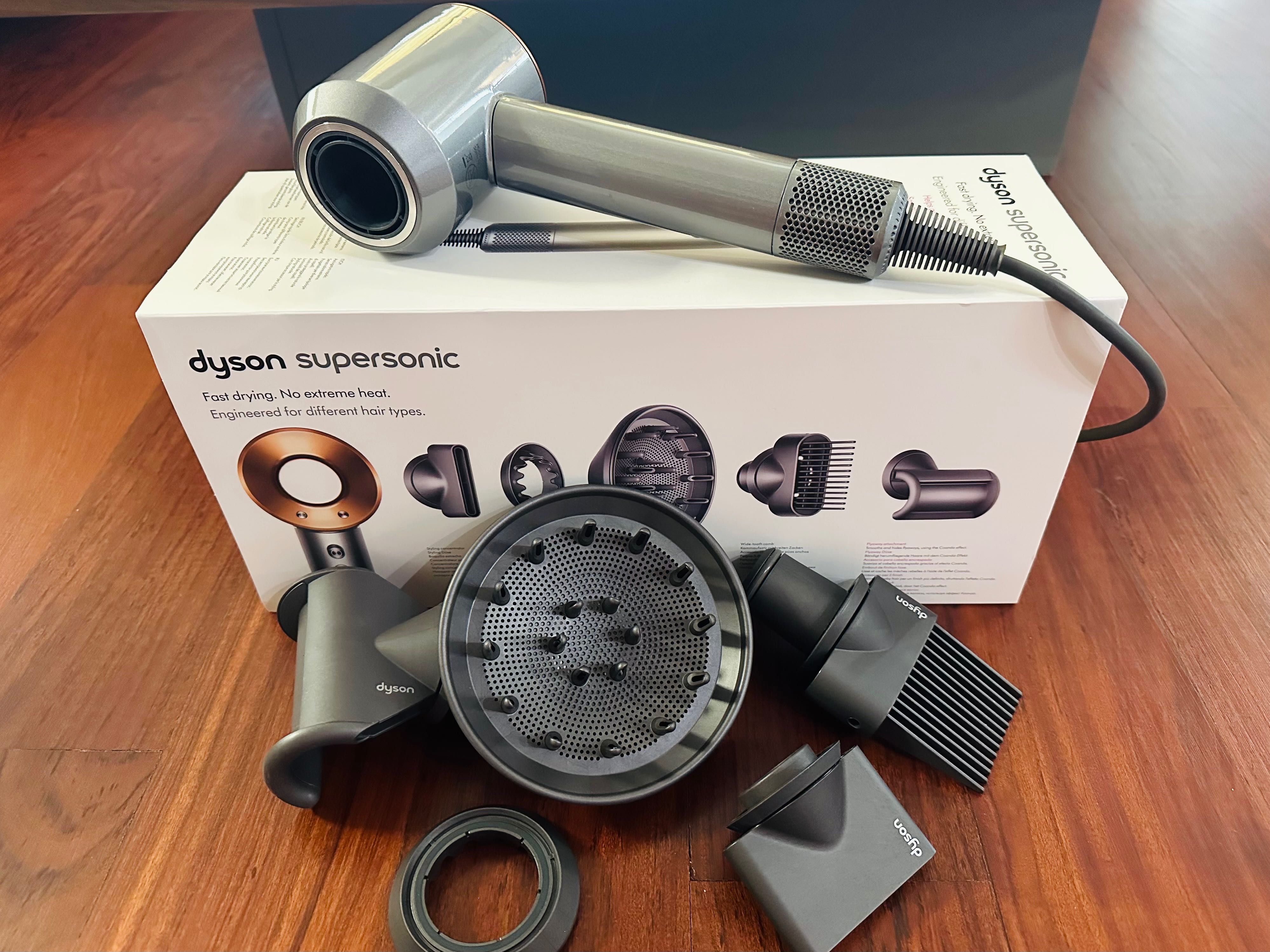 DYSON supersonic HD07