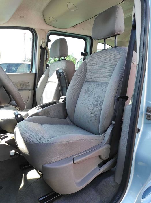 Renault Kangoo Autoturism 5 locuri 1.6 i Clima Privilege Inmatriculat.