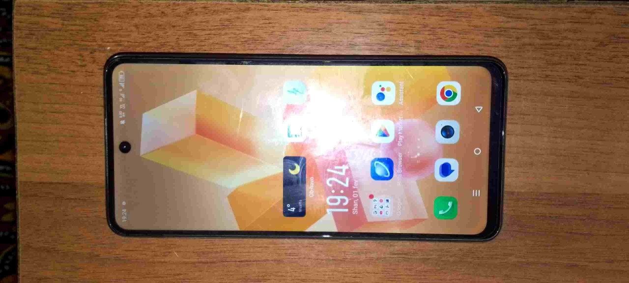 Infinix Hot 40i sotiladi.