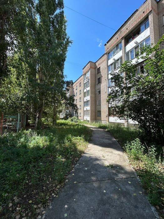 Продаётся 1,5- Ка на Стрелке