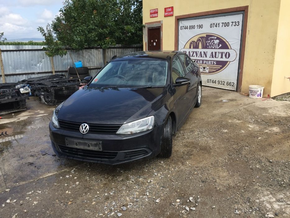 Dezmembrez / Dezmembrari / Piese / Accesorii Volkswagen Jetta 2005-2018