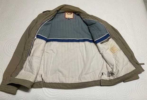 Продавам мъжко марково яке Wrangler
