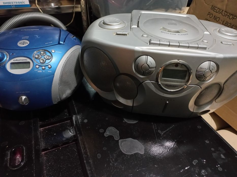 2 casetofoane cd casete radio grundig si platinium