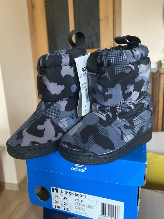 Adidas, 20 номер, нови, 50 лв.