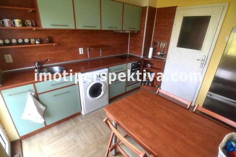 Продава се Тристаен апартамент в Пловдив, Кючук Париж - 82 кв.м за 1592 €/кв.м - Снимка #2