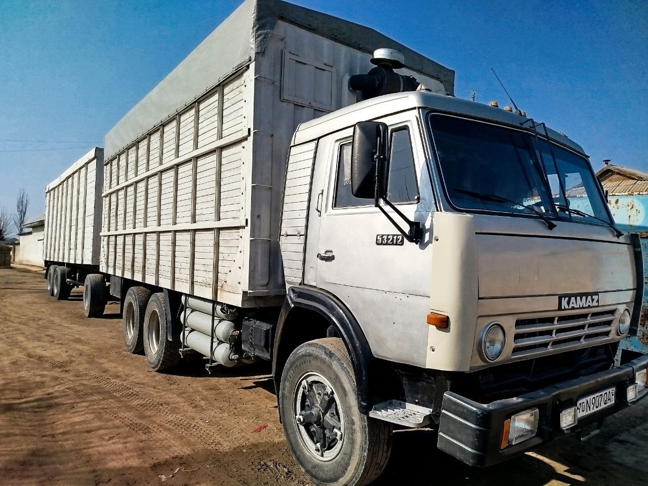 kamaz ideal holatda sotiladi