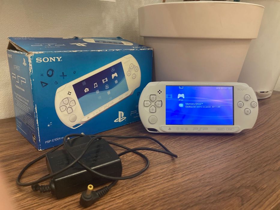 PSP street , псп игровая приставка