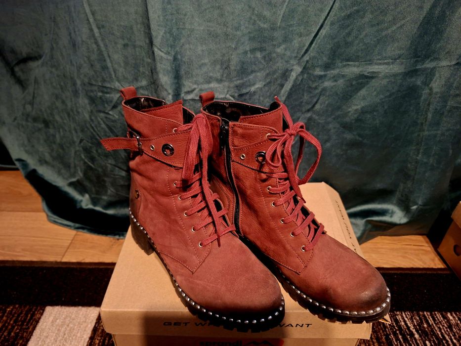 Ghetute de piele cu blanita