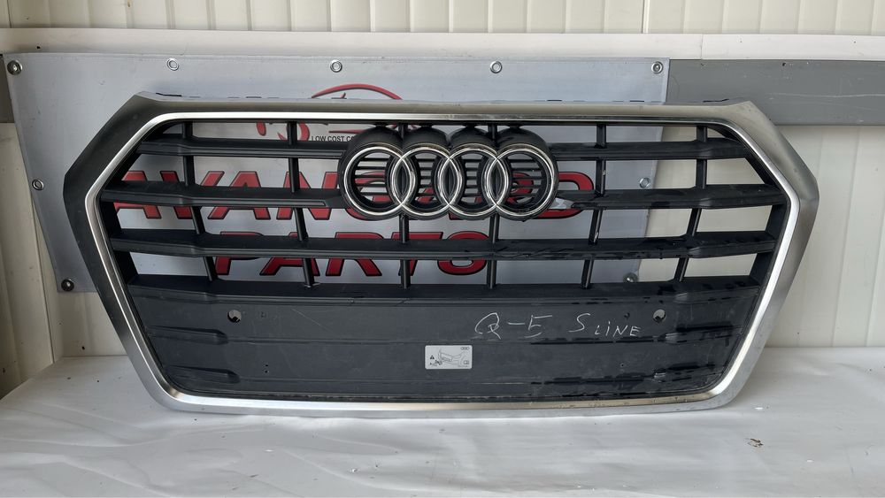 Предна решетка Audi Q5 S-Line 2016-2021