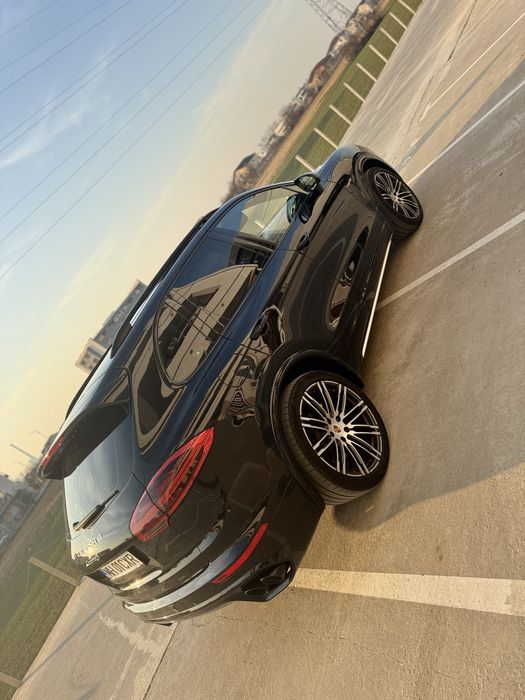 Porsche Cayenne S Hybrid Tiptronic S interior rosu