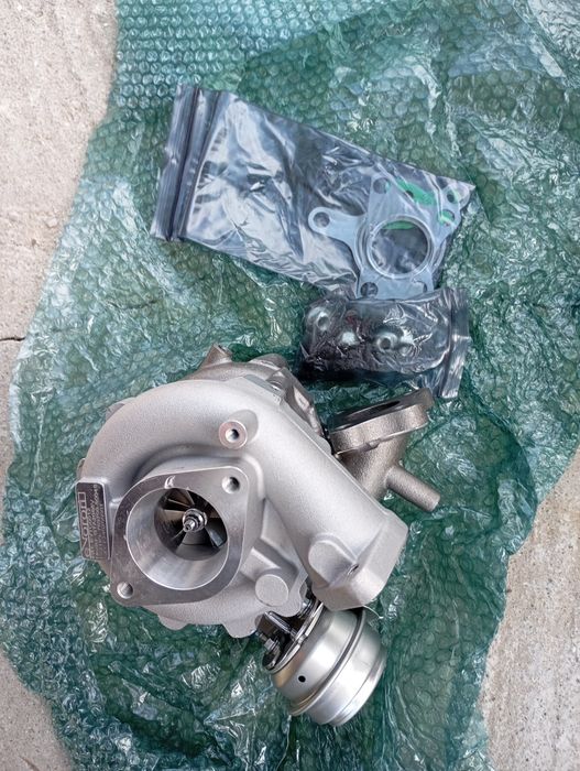 Turbina și kit ambreiaj complet Nissan Pathfinder R51