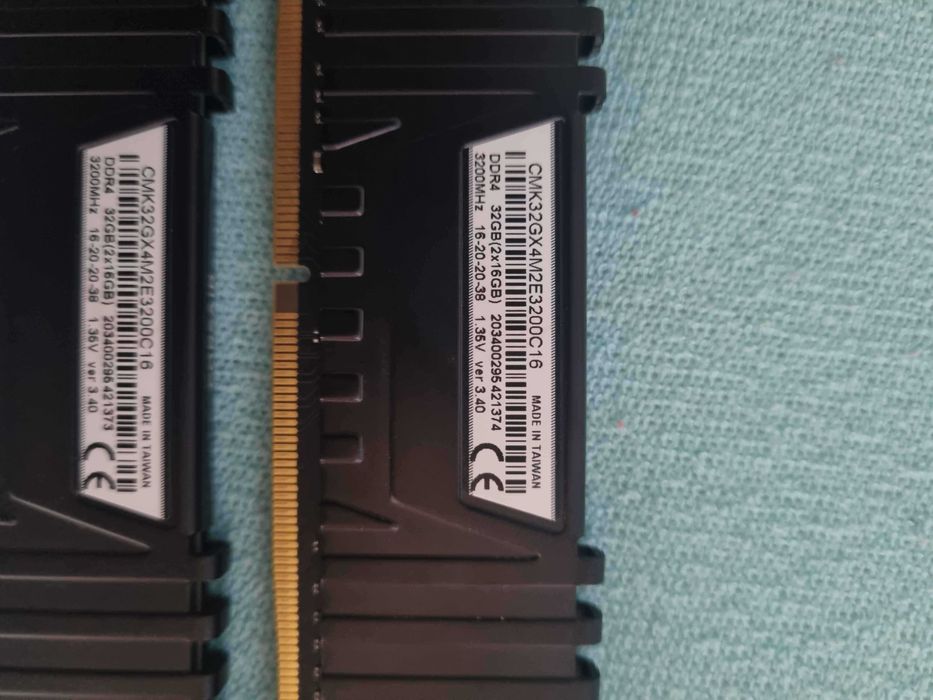 Memorie RAM Corsair Vengeance LPX 32GB DDR4 3200MHz CL16 Kit of 2