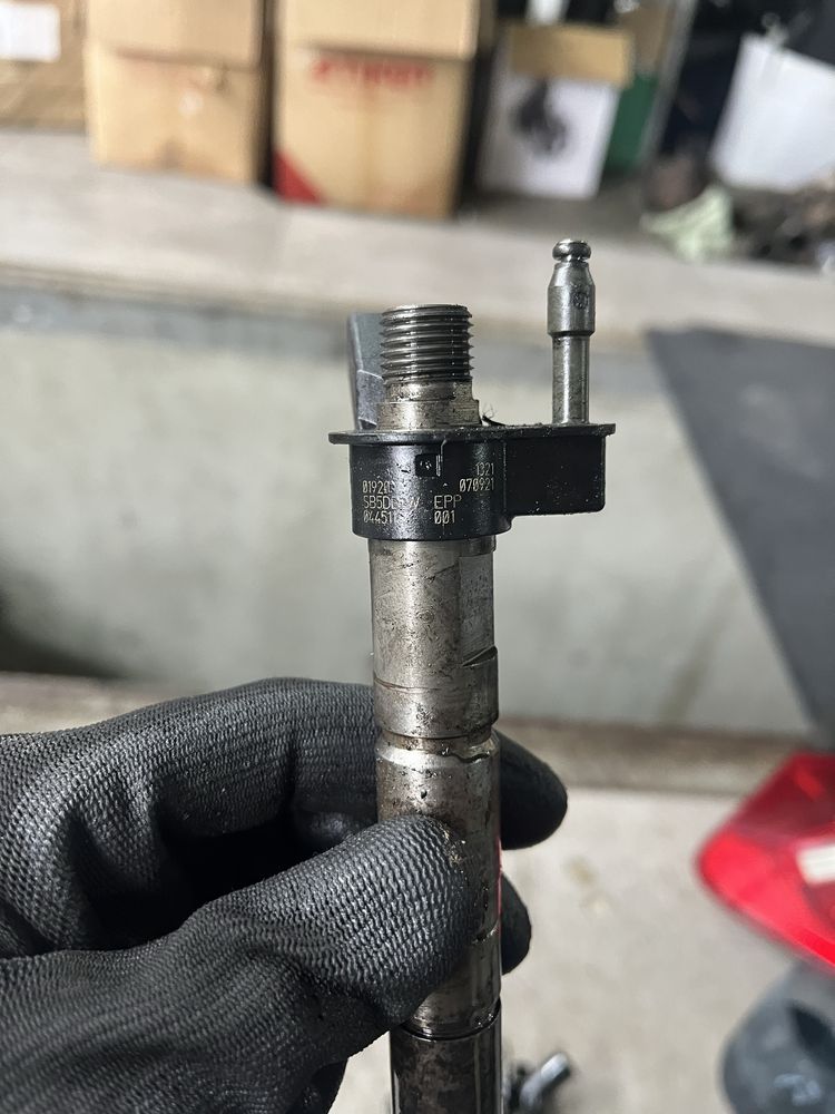 Помпа/дюзи/рейл бмв 2.0д 177 ( pompa/diuzi/reil bmw 2.0d 177 )