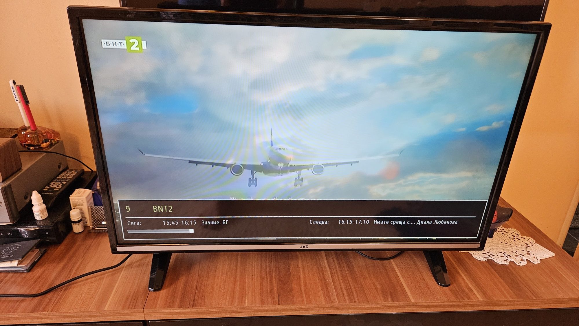Led телевизор JVC 32'
