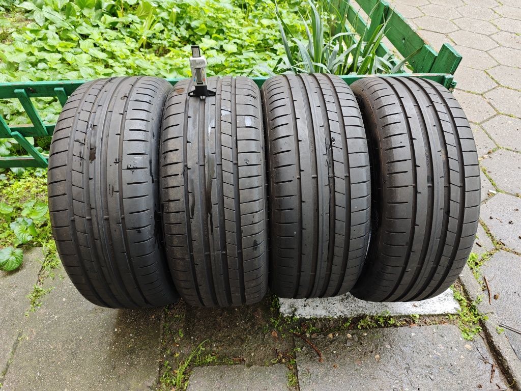 Летни гуми DUNLOP 215/45/17