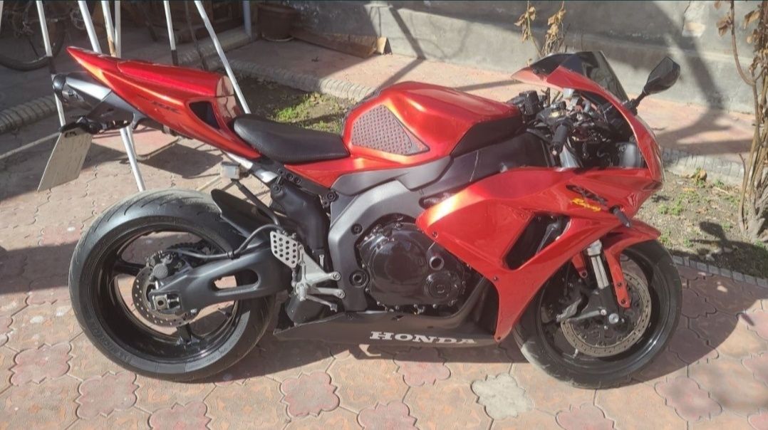 Продам HONDA CBR-1000RR