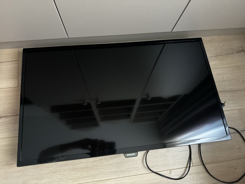 Tv Philips 81 cm HD led televizor impecabil