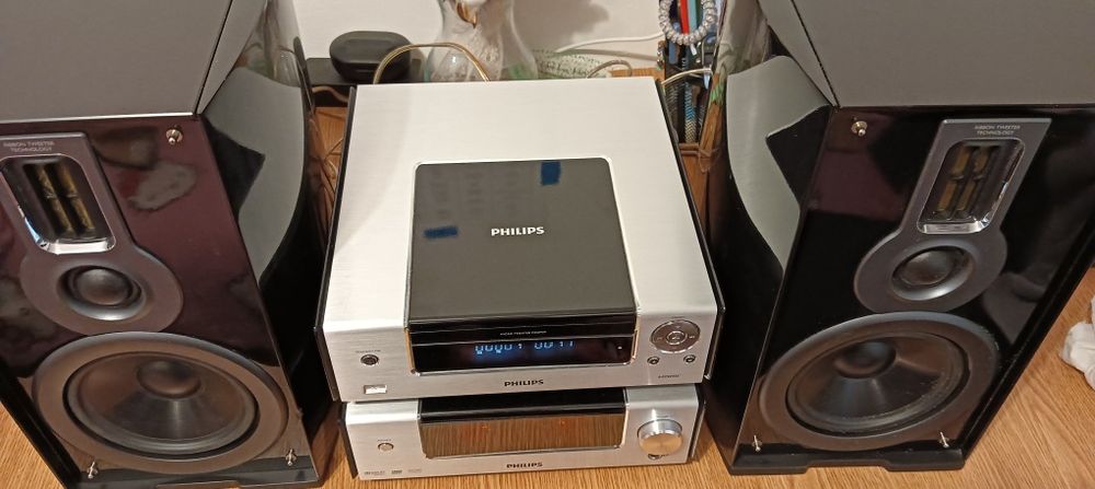 Sistem DVD Micro Theater Philips MCD909/12