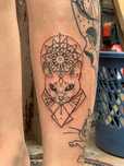 Realizez tatuaje permanente