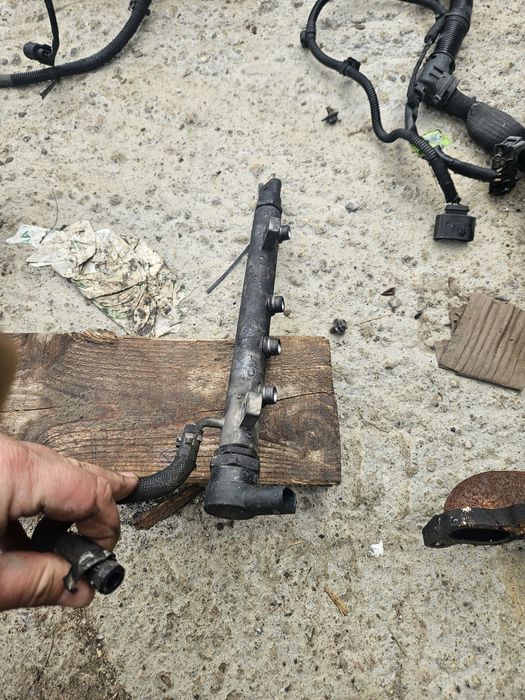 Rampa injectoare plus senzor presiune smart forfour 1.5 disel