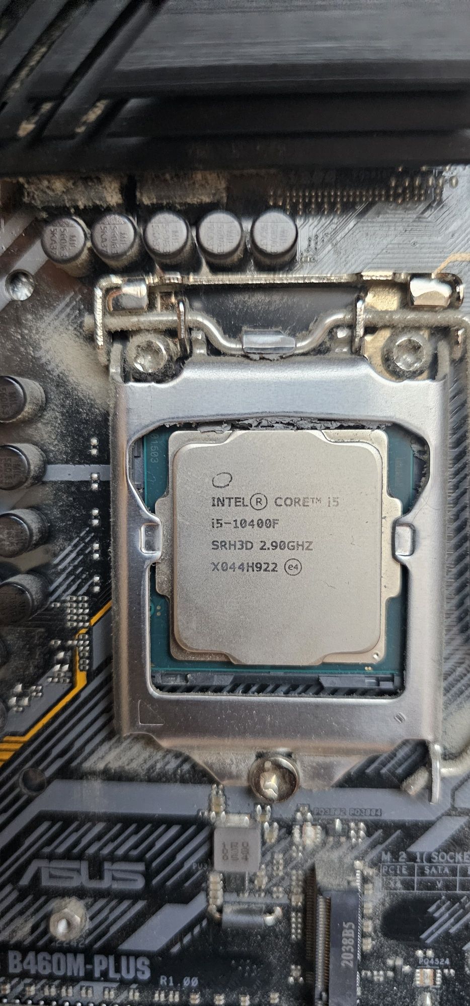 KIT Gaming i5 10400F + Placa de baza ASUS TUF GAMING B460M-PLUS+16 GB