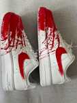 Adidasi Nike air force albi, custom cu rosu, noi cu eticheta,marime 42