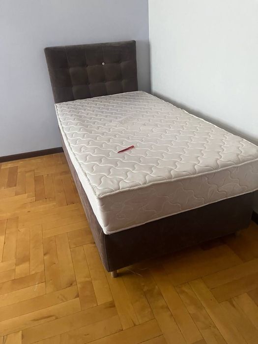 Продам односпальную кровать
