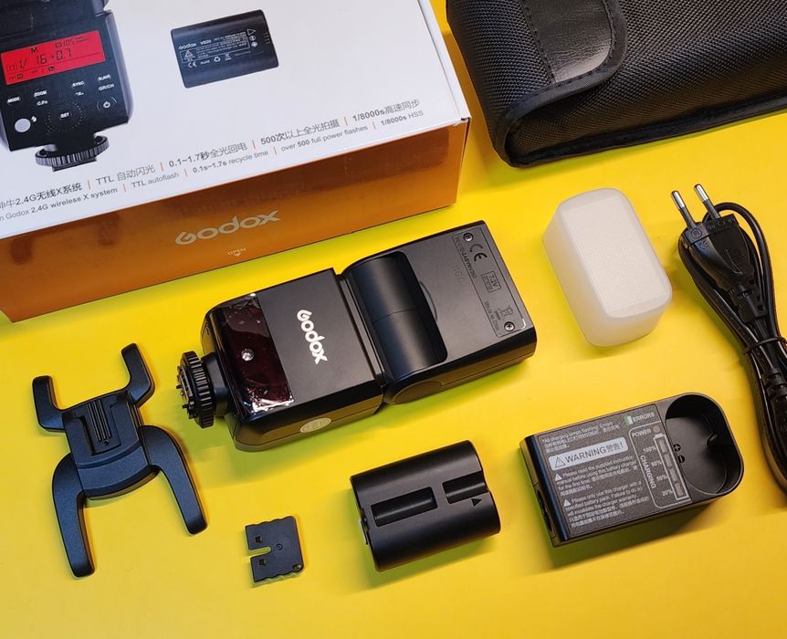 bliț Godox V350S (opțional bliț Godox V860III-S, trigger Godox X2T-S)