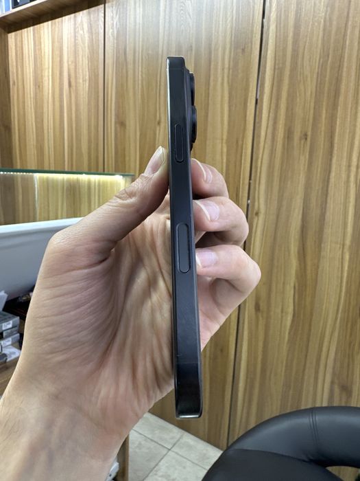 iphone 16pro black 128gb