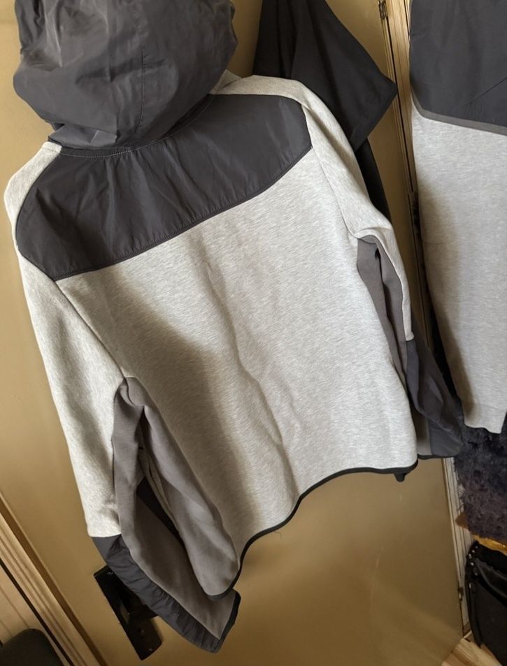 Nike tech fleece 100% ОРИГИНАЛЕН!