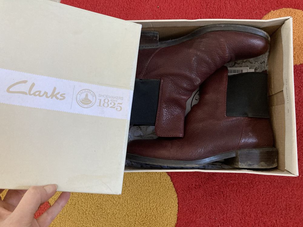 Clarks Боти в жвят бордо 39 номер