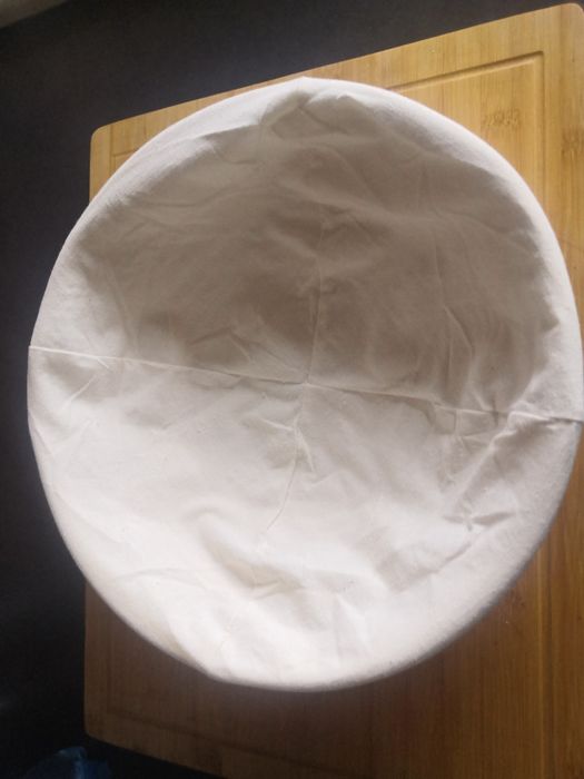 Baneton cu husă + ustensilă crestare și racletă CADOU