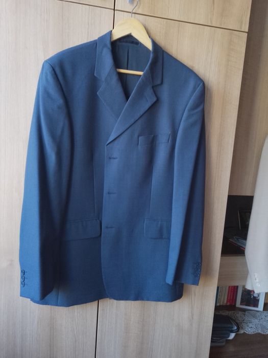 Costum barbati albastru .