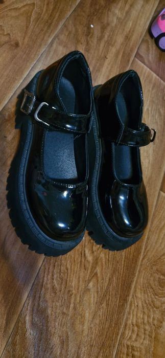 Лоферы школьная обувь