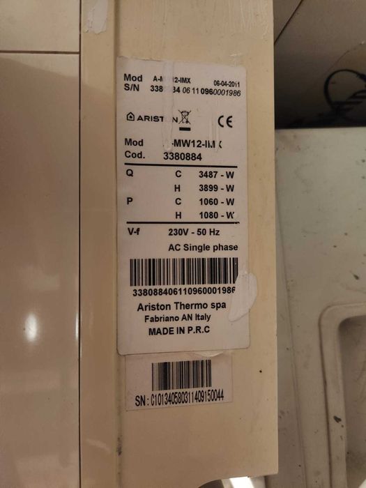 Aer conditionat Whirlpool si Ariston