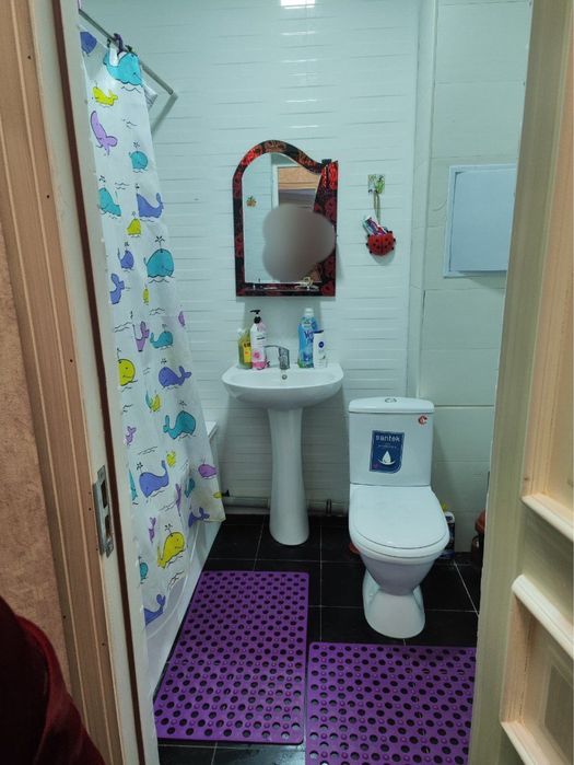 1 xonali kvartira sotiladi