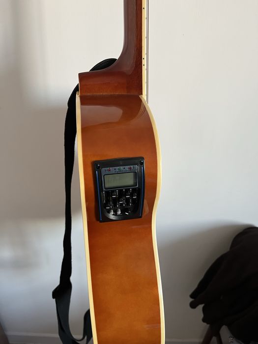 Гитара сатылады