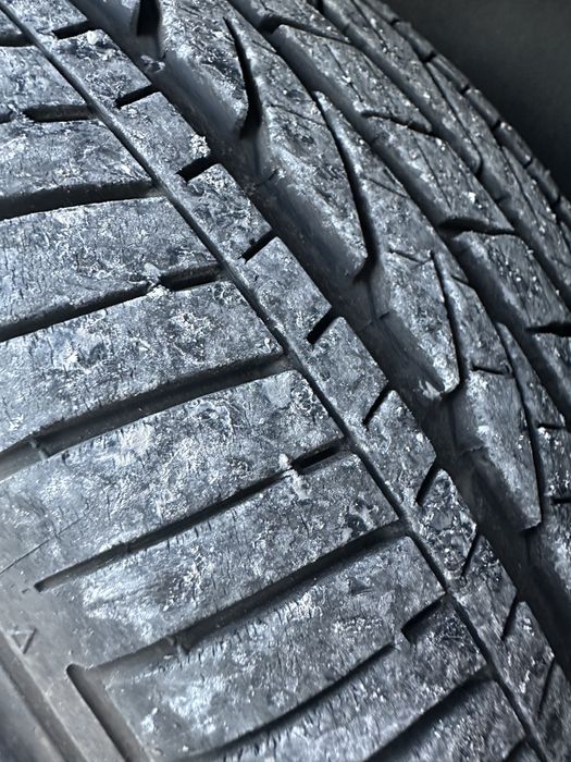 Bridgestone Dueler Sport AS All Season RunFlat 245 50 19